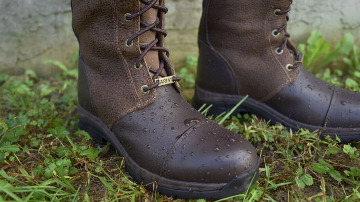 Ariat women's muck boots shop